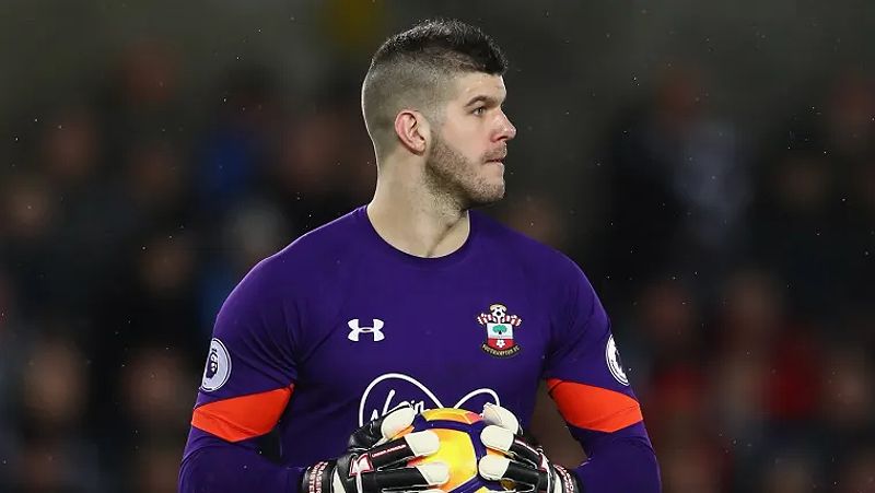 Fraser Forster - Thủ môn cao nhất