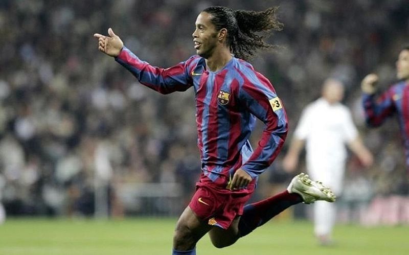 Ronaldinho - Rô Vẩu với đôi chân ma thuật